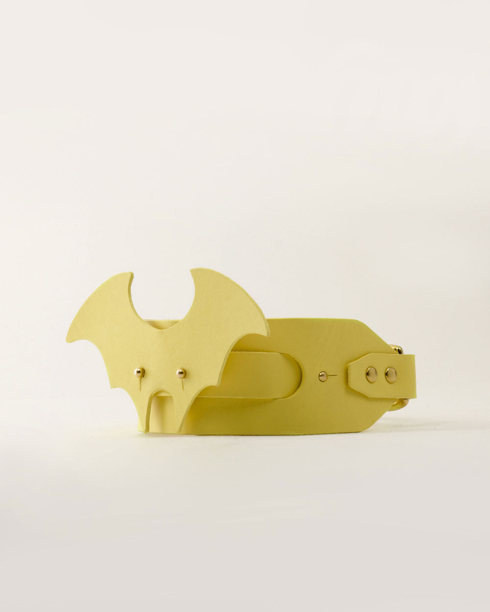 Wings · dog collar or harness · yellow leather · INDÓMITO