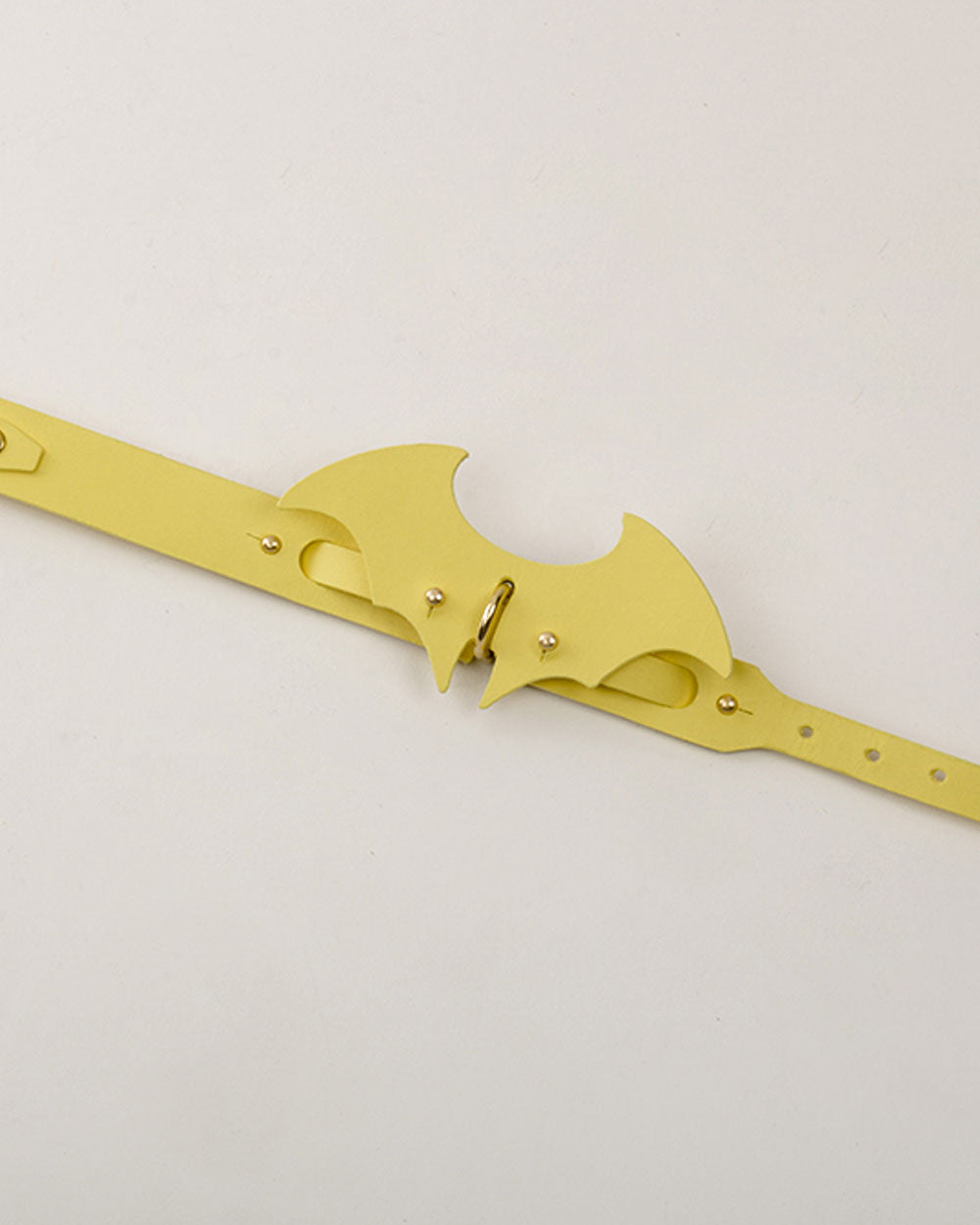 Wings · dog collar or harness · yellow leather · INDÓMITO