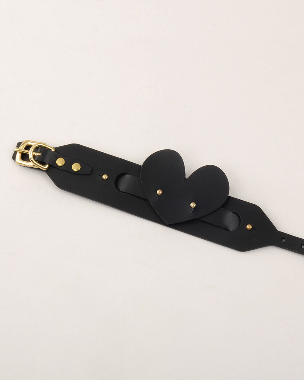 Heart dog collar or harness black leather INDÓMITO