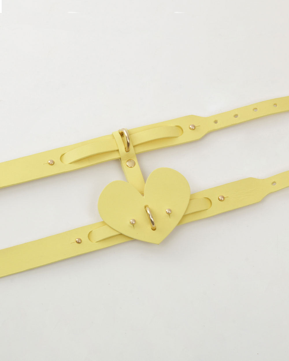 Heart · dog collar or harness · yellow leather · INDÓMITO