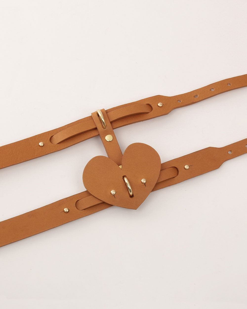 Heart dog collar or harness camel leather INDÓMITO