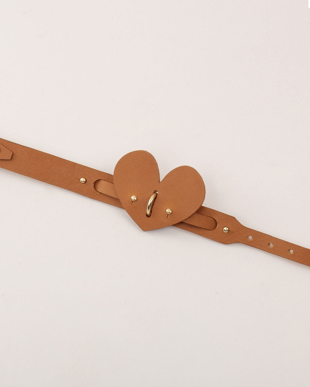 Heart dog collar or harness camel leather INDÓMITO