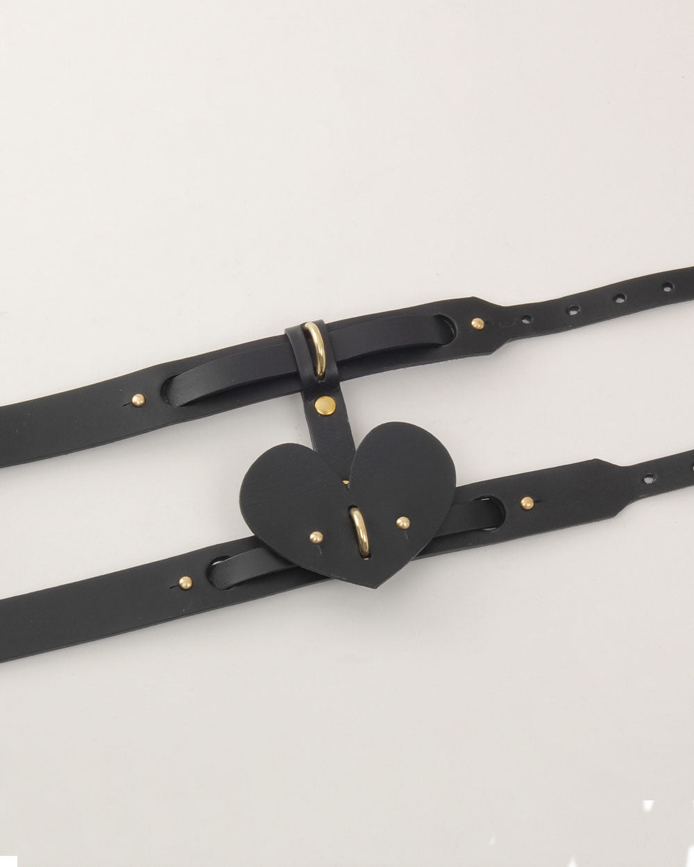 Heart dog collar or harness black leather INDÓMITO