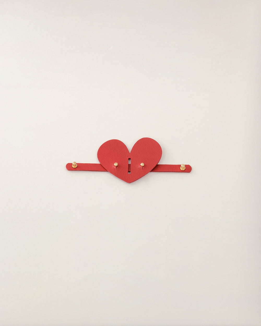 Heart · dog collar or harness · red leather · INDÓMITO