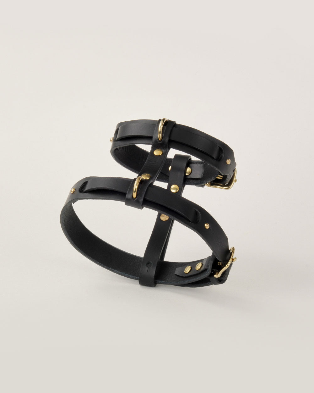 Dog harness · black leather · INDÓMITO