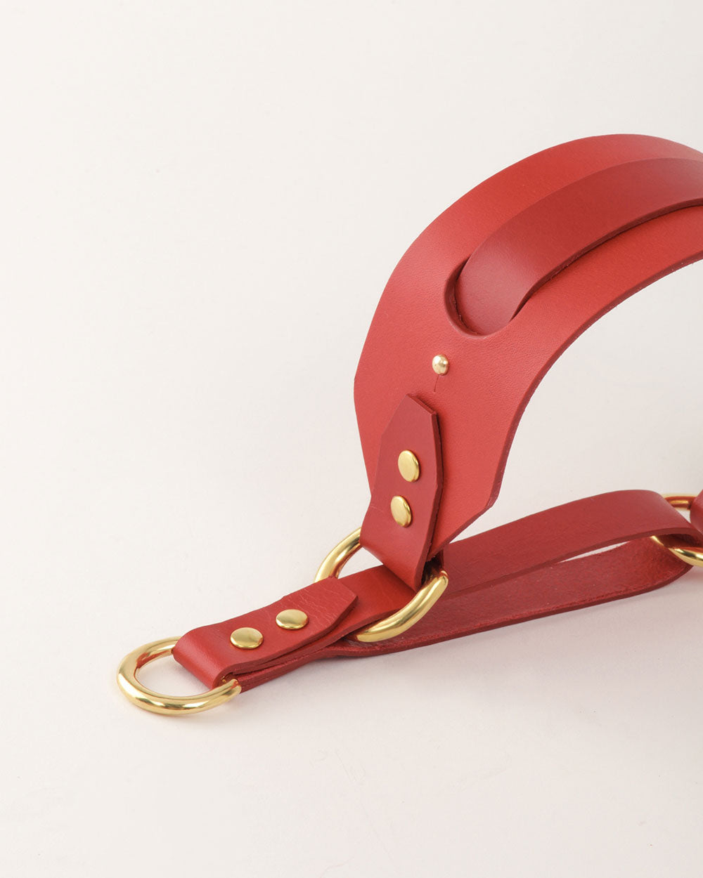 Greyhound collar · red leather · INDÓMITO
