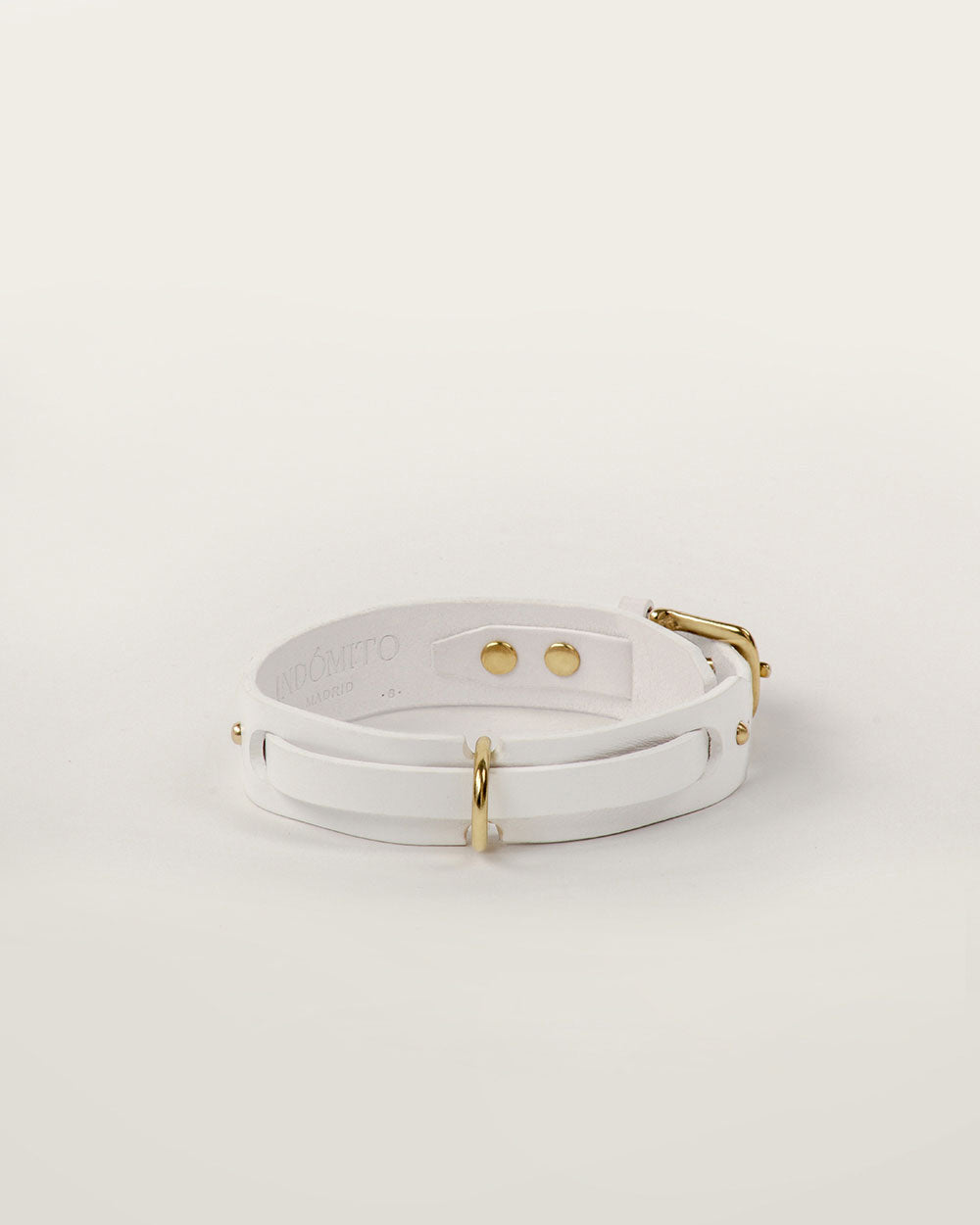 Dog collar · white leather · INDÓMITO