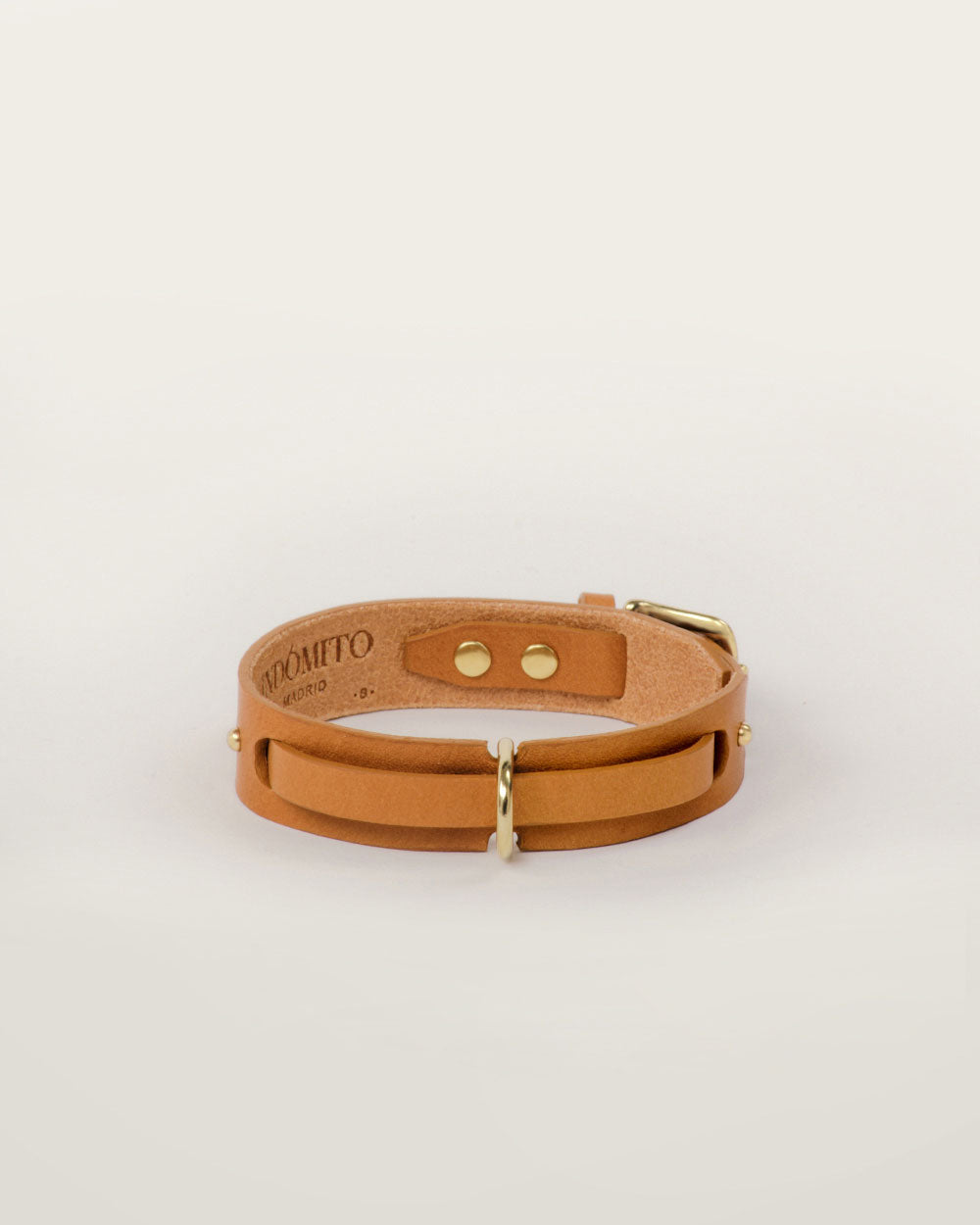 Dog collar · camel leather · INDÓMITO
