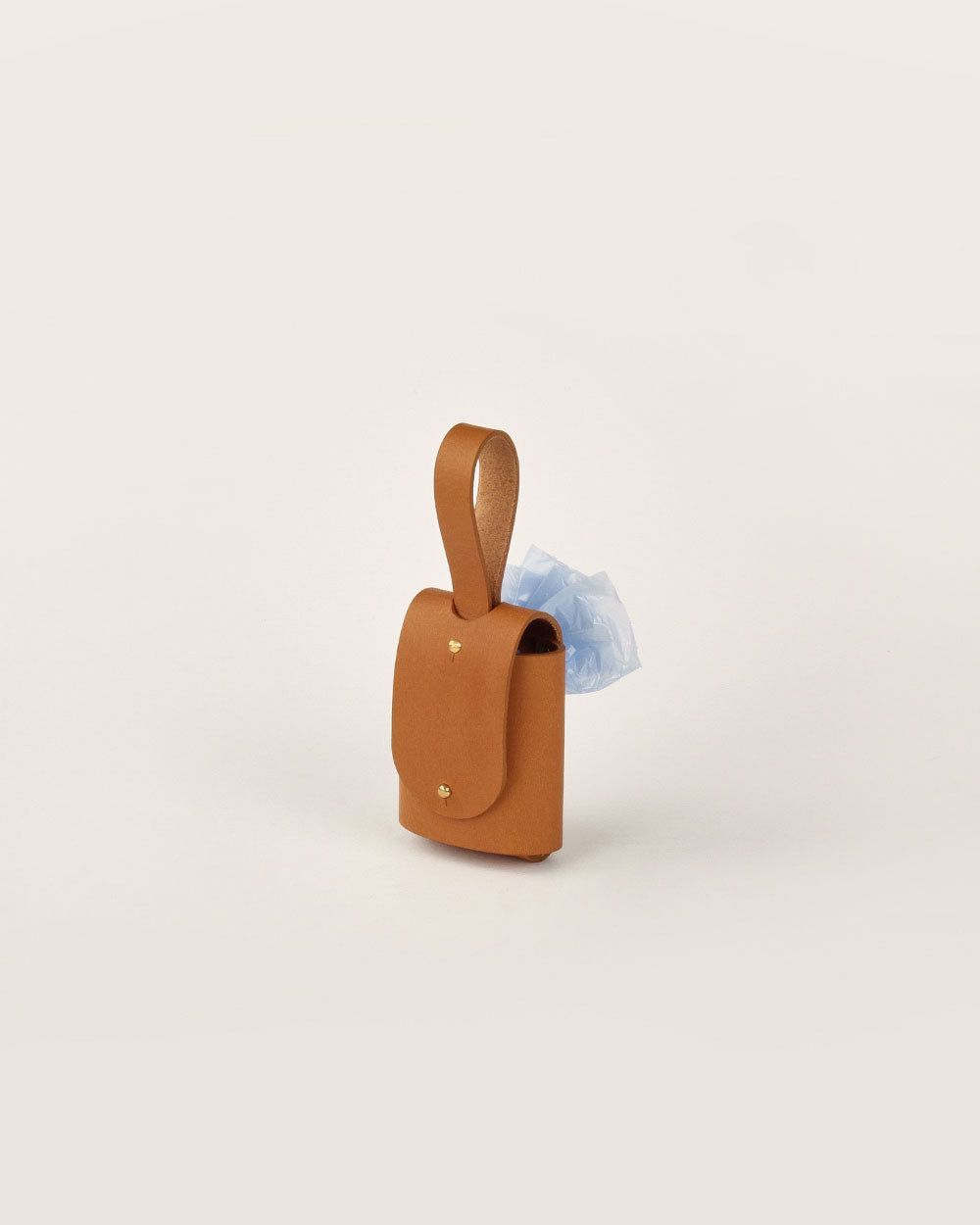 Bag holder · leather Poop Bag Dispenser · camel · INDÓMITO