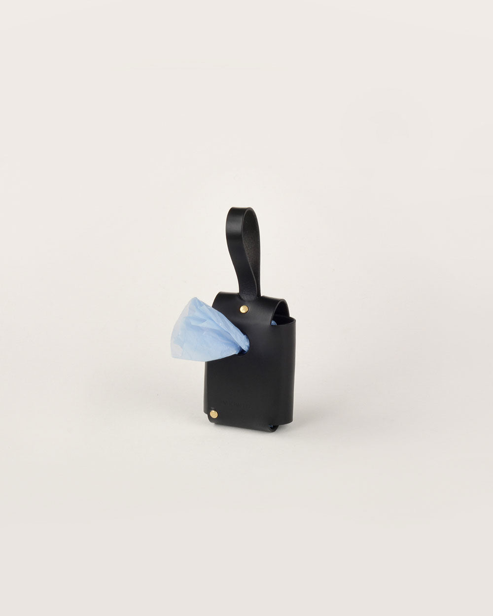 Bag holder · leather Poop Bag Dispenser · black · INDÓMITO