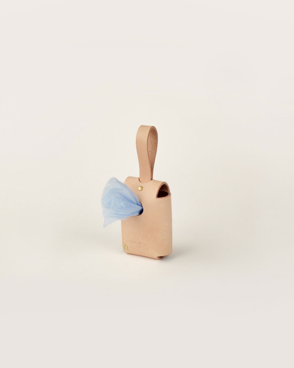 Bag holder · leather Poop Bag Dispenser · nude · INDÓMITO