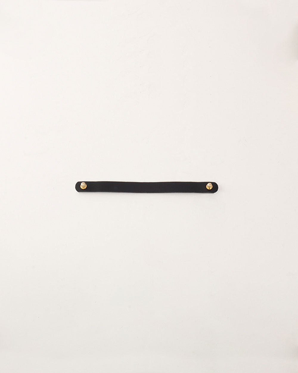 Strip · greyhound dog collar · black leather · INDÓMITO