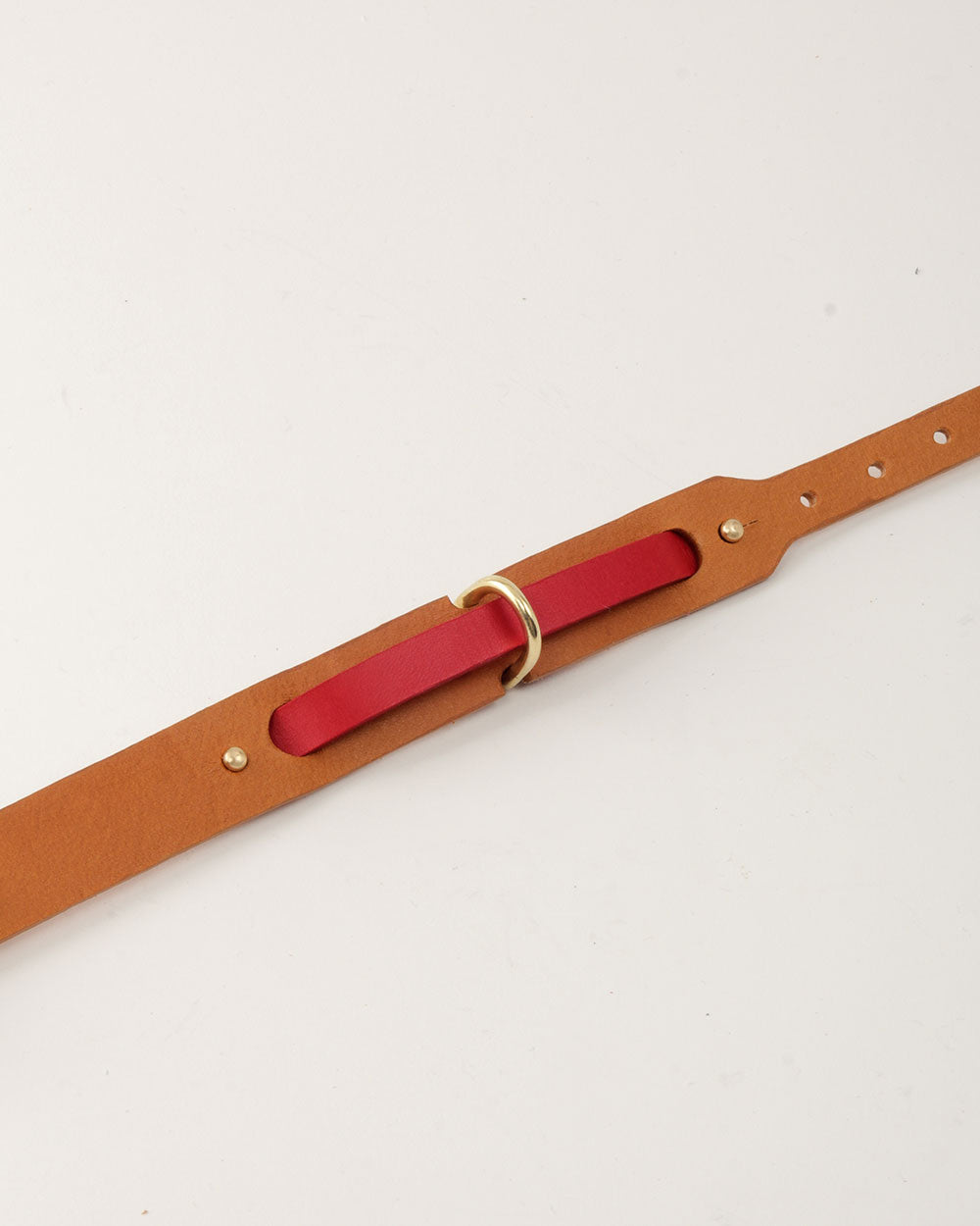 Strip · greyhound dog collar · red leather · INDÓMITO