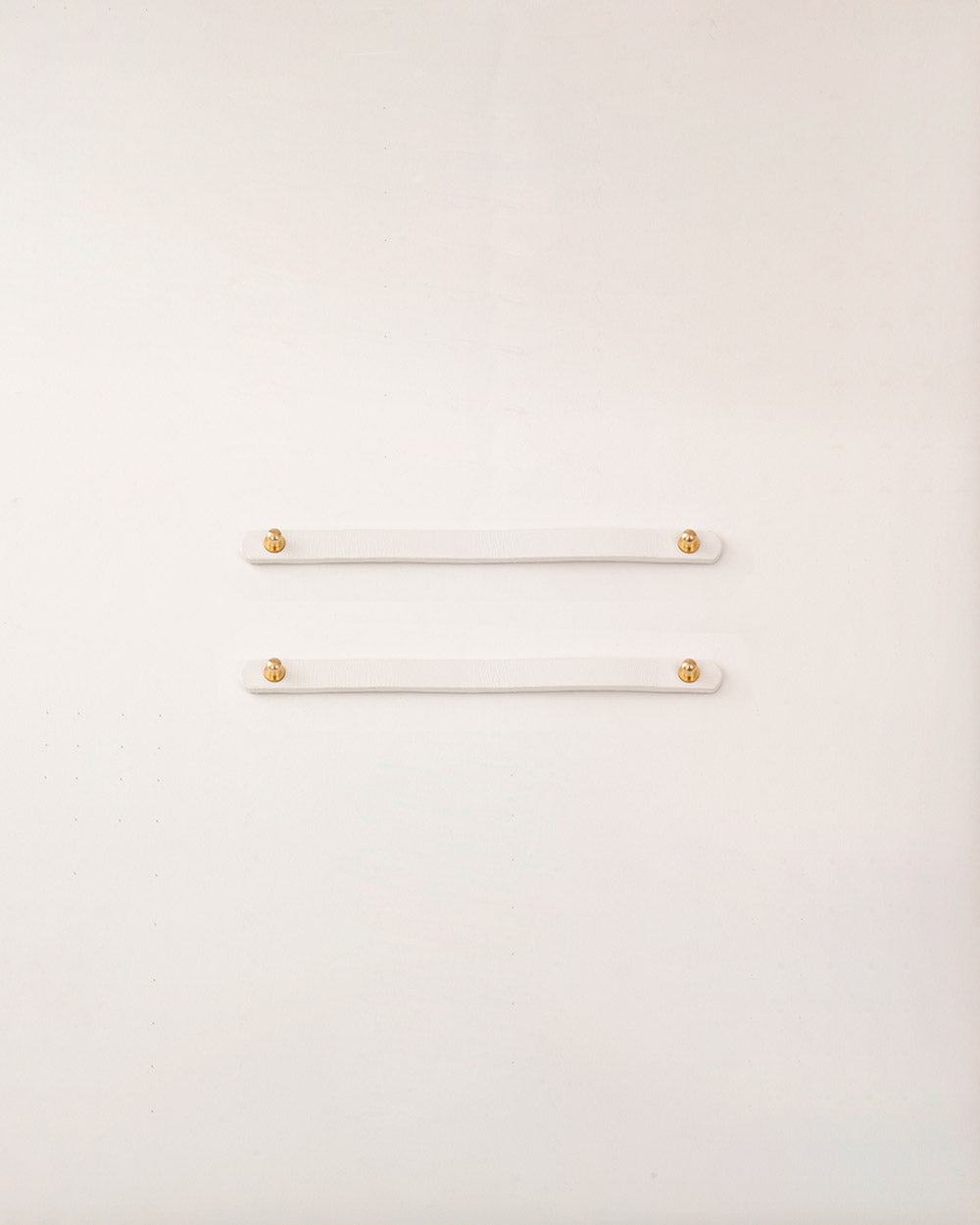 Strips · Dog harness · white leather · INDÓMITO