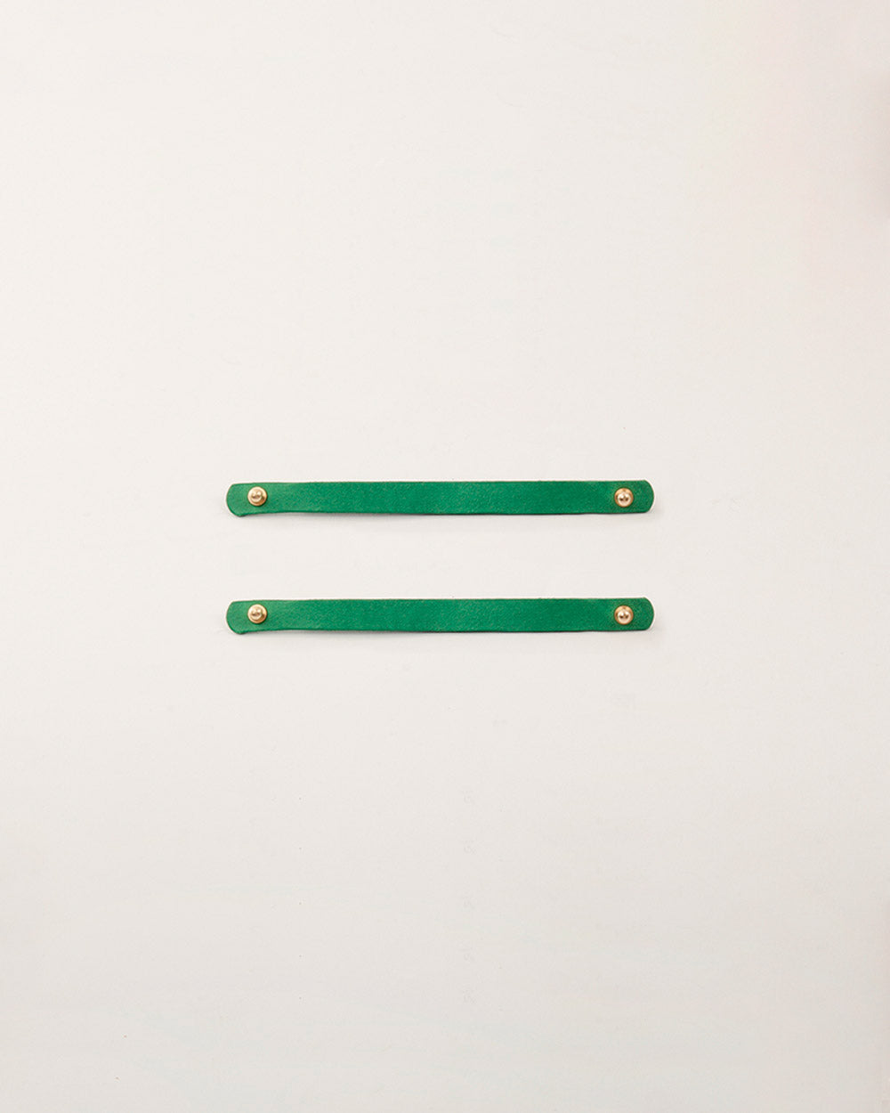 Strips · Dog harness · green leather · INDÓMITO